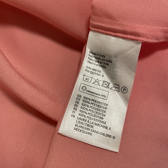 H&M coral top - US 2 - Picture 4 of 4